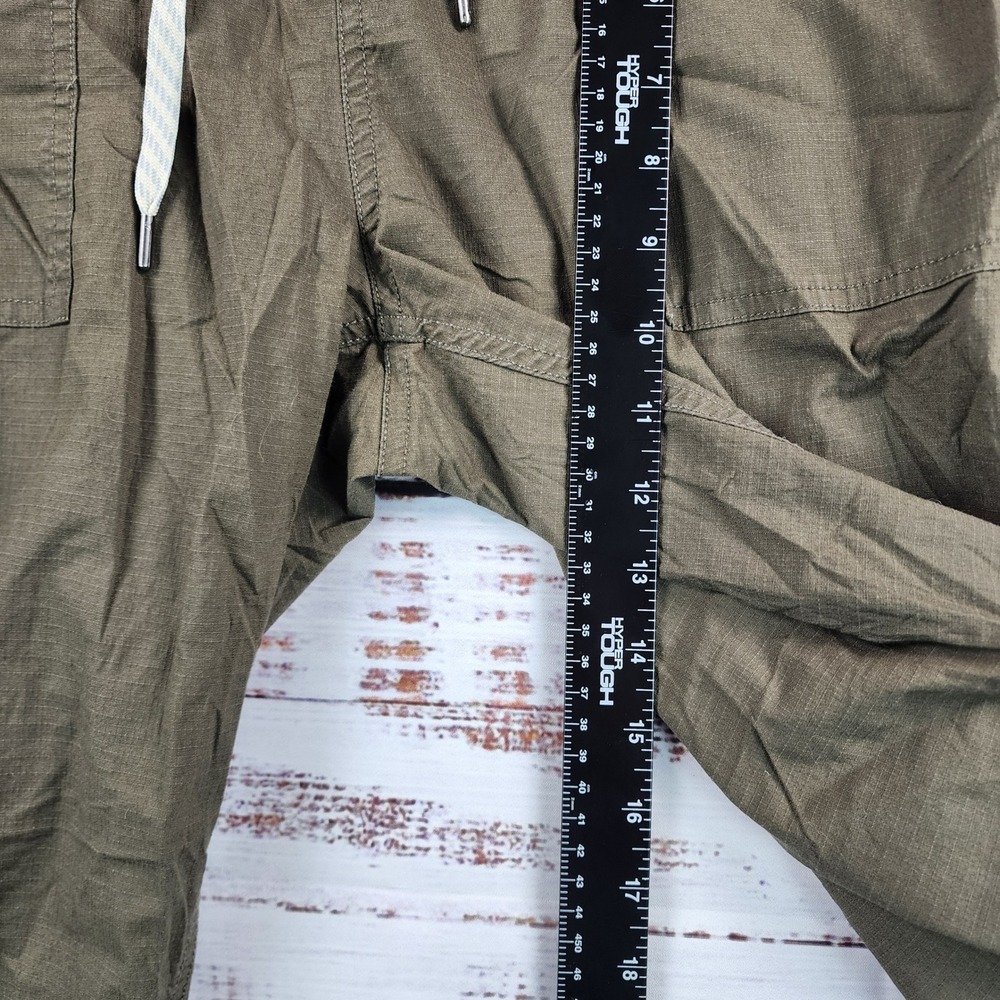 Vuori VW450 Ripstop Pant Medium Olive Green Hiking Utility Gorpcore Travel - Picture 7 of 9